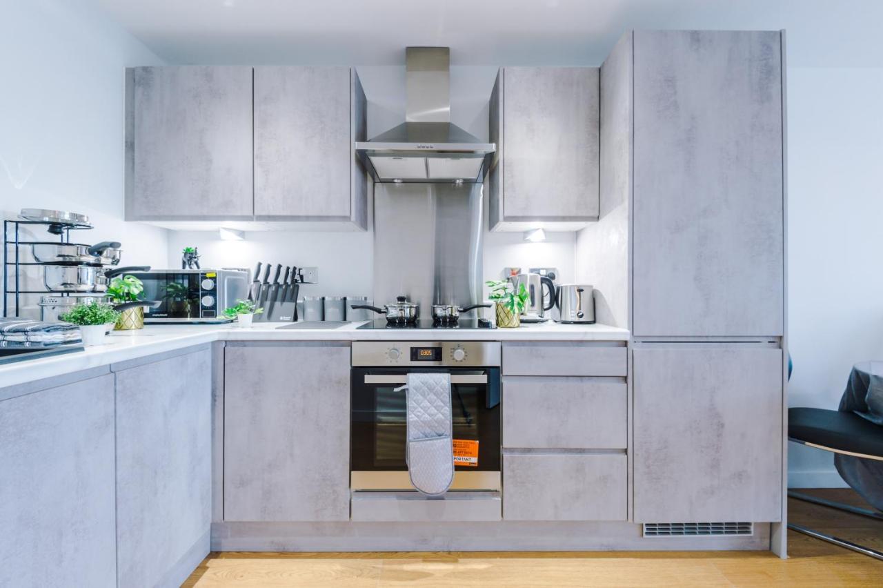 ✰Onpoint - Modern 2 Bed Apartment Close To Centre✰ Λιντς Εξωτερικό φωτογραφία