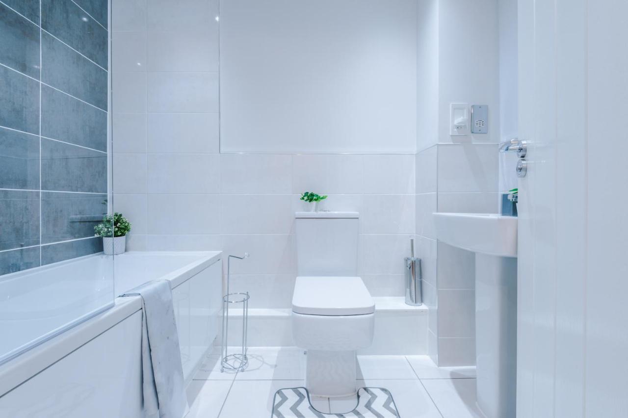 ✰Onpoint - Modern 2 Bed Apartment Close To Centre✰ Λιντς Εξωτερικό φωτογραφία