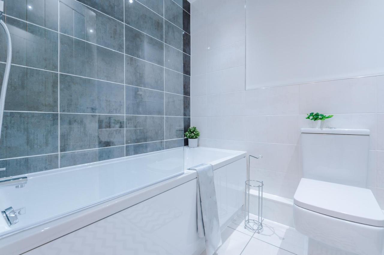 ✰Onpoint - Modern 2 Bed Apartment Close To Centre✰ Λιντς Εξωτερικό φωτογραφία