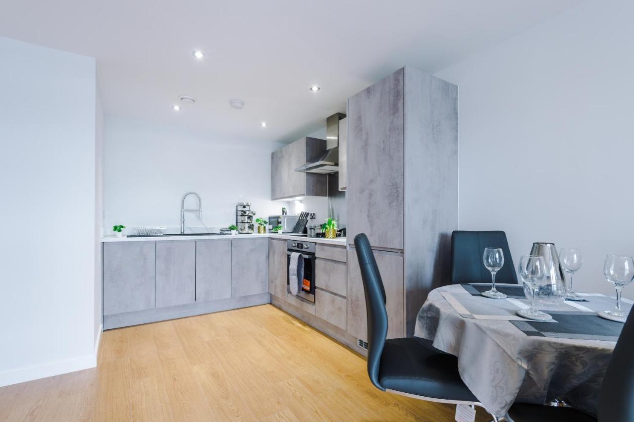 ✰Onpoint - Modern 2 Bed Apartment Close To Centre✰ Λιντς Εξωτερικό φωτογραφία