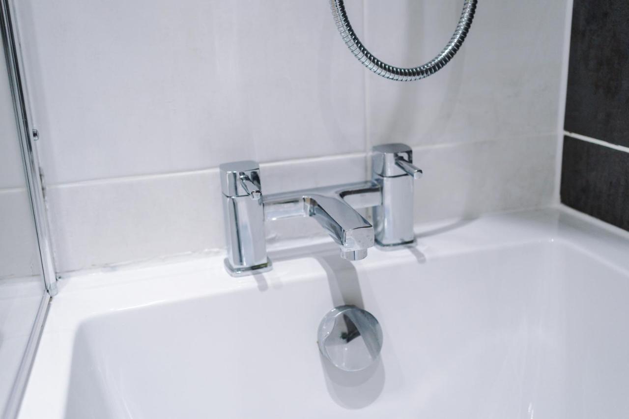 ✰Onpoint - Modern 2 Bed Apartment Close To Centre✰ Λιντς Εξωτερικό φωτογραφία
